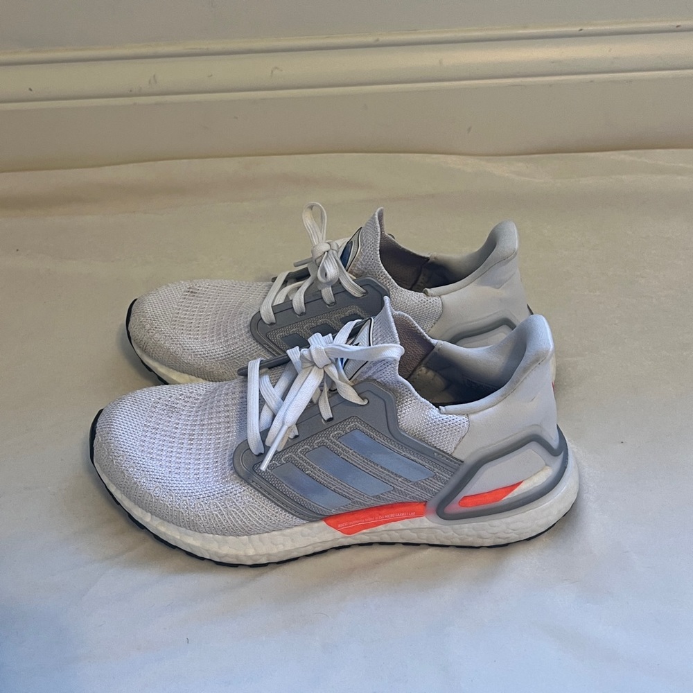 Adidas Boost Running Shoes Colaboration with NASA Sz 7 New